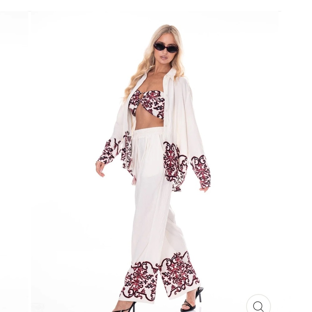 Elegant White and Red Embroidered 3 Piece Wide Leg Pant Set - Picture 4 of 4